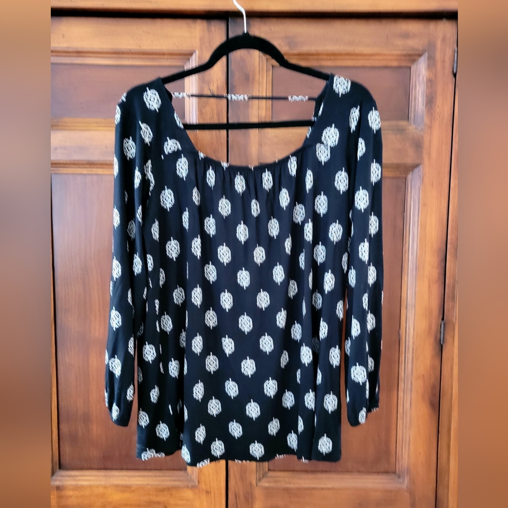 Womens Old Navy Black Boho Print Blouse - Size M